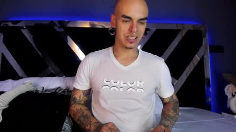 Snapshot of kaletattoos chatting on February 8, 8:10 pm Kale online show from February 8, 8:10 pm