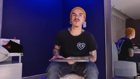 Snapshot of kaletattoos chatting on November 30, 12:09 pm Kale online show from November 30, 12:09 pm