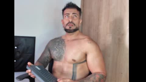 Snapshot of kaleth_price chatting on March 6, 3:45 pm Kaleth Price online show from March 6, 3:45 pm