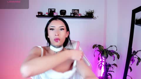 Kali Ka Please help me with your thumbs up its important   dont forget my birthday on October 26 online show from October 17, 6:10 pm