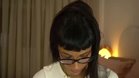 Snapshot of kaligray10 chatting on September 8, 8:08 pm kaligray10 online show from September 8, 8:08 pm