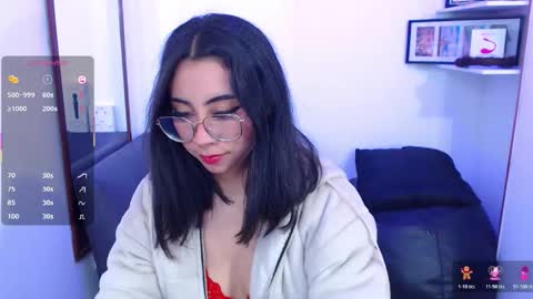 Snapshot of kalilowe_ chatting on December 2, 6:14 pm Kali online show from December 2, 6:14 pm