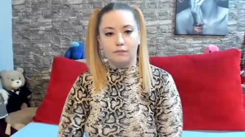 kalindahot online show from February 7, 6:55 pm