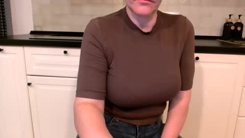 kalisa29 online show from May 17, 3:59 am