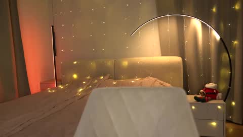 Please call me Kalisa online show from December 22, 7:42 pm