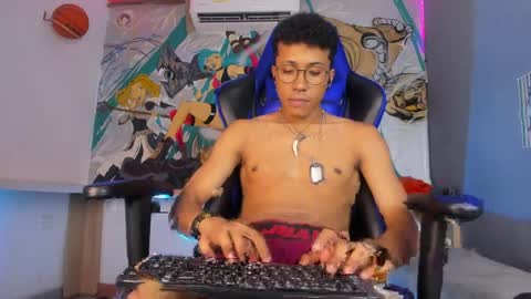 kall_ell_ online show from April 18, 4:05 am