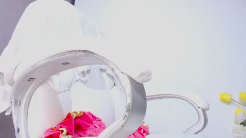 Hannah online show from September 15, 1:55 pm