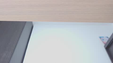 Hannah online show from December 21, 11:34 pm