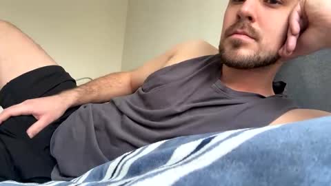 Snapshot of kalvingross chatting on January 10, 4:20 pm kalvingross online show from January 10, 4:20 pm