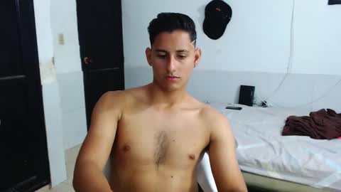 Snapshot of kam_and_friends chatting on December 3, 8:28 pm Kev online show from December 3, 8:28 pm