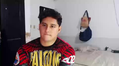 Snapshot of kam_and_friends chatting on September 25, 12:36 am Kev online show from September 25, 12:36 am