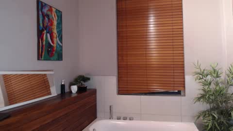 Snapshot of kamal_wolff chatting on March 2, 12:12 pm jhon online show from March 2, 12:12 pm