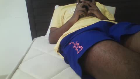 Snapshot of kamalakar361 chatting on January 5, 6:24 am DarkChocolate online show from January 5, 6:24 am