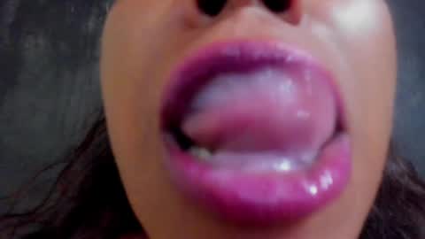 Snapshot of kamariafyre chatting on January 28, 8:04 am Kamaria Fyre online show from January 28, 8:04 am