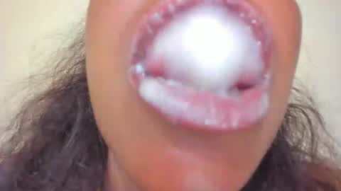 Snapshot of kamariafyre chatting on March 8, 9:50 am Kamaria Fyre online show from March 8, 9:50 am