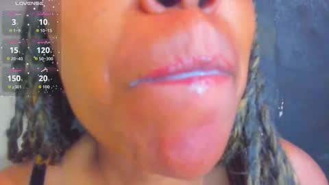 Snapshot of kamariafyre chatting on November 3, 8:10 pm Kamaria Fyre online show from November 3, 8:10 pm