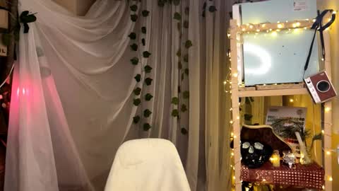 Kamila online show from February 24, 3:54 pm