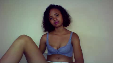 kamillah69 online show from January 16, 8:40 am