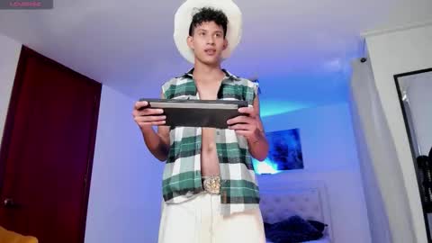 Kami online show from February 28, 6:42 pm