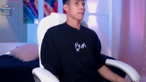 Kami online show from March 17, 6:22 pm