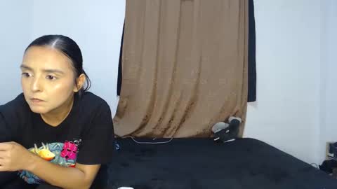 kammy   y   camila online show from April 24, 12:35 am