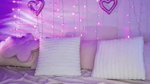 kamrynmarie69 online show from April 1, 11:46 pm