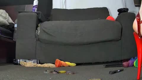 Snapshot of kandydreamss chatting on November 14, 3:33 pm Kandy Dreams online show from November 14, 3:33 pm