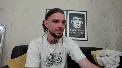 Snapshot of kanehunter chatting on May 6, 11:10 pm Kane online show from May 6, 11:10 pm