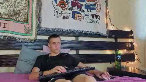 Kano and Kandy online show from July 3, 2:29 am
