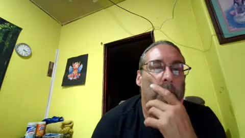 Snapshot of kansasfarmer1 chatting on October 14, 8:20 pm kansasfarmer1 online show from October 14, 8:20 pm