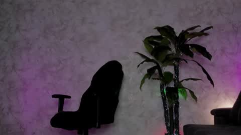 Emma online show from March 14, 4:18 am