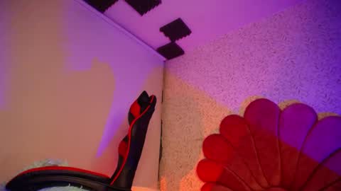 Snapshot of kaoz_33 chatting on May 16, 7:56 pm kaoz_33 online show from May 16, 7:56 pm