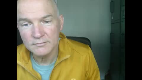 Robbie online show from March 5, 1:06 pm