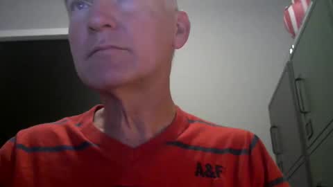 Robbie online show from November 17, 5:02 am