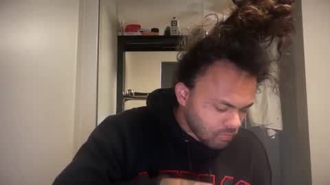 kaptanhook9 online show from April 12, 3:39 pm