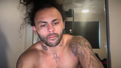 kaptanhook9 online show from April 15, 2:46 pm