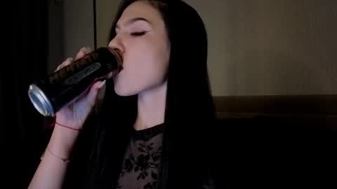 kara_life online show from October 6, 1:03 am