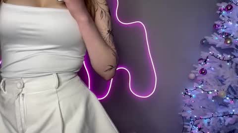 Snapshot of karalinely chatting on December 20, 7:21 pm Karalina online show from December 20, 7:21 pm