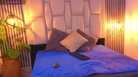 karamoss online show from April 4, 6:49 pm