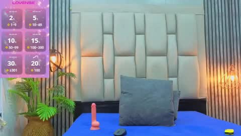 karamoss online show from April 7, 8:42 pm