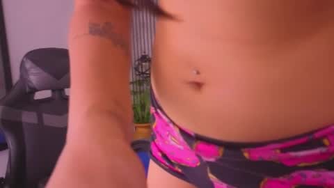 karamoss online show from April 16, 10:12 pm