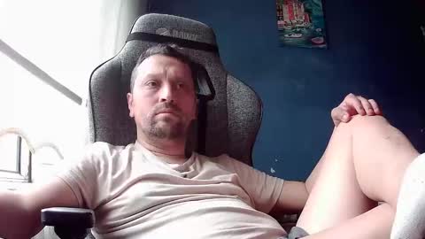 karasimsek54 online show from April 18, 8:29 am