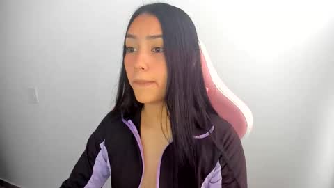Snapshot of karely_sweet_ chatting on May 2, 3:06 pm karely_sweet_ online show from May 2, 3:06 pm
