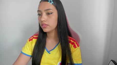 Snapshot of karely_sweet_ chatting on July 7, 7:29 pm karely_sweet_ online show from July 7, 7:29 pm