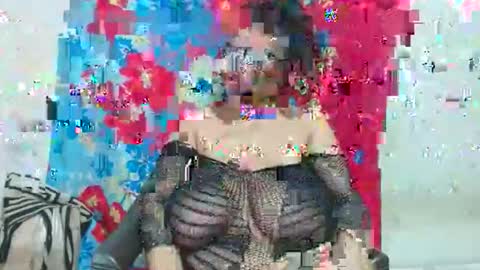 Snapshot of karelysbigboobs chatting on December 1, 12:15 am karelysbigboobs online show from December 1, 12:15 am