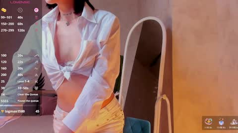 Karen online show from April 13, 4:23 pm