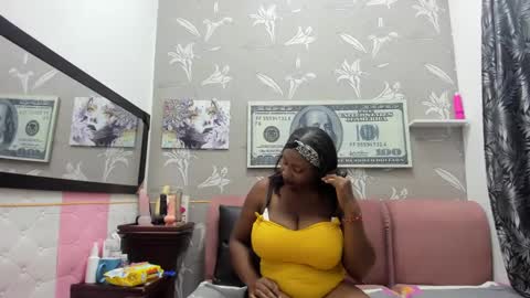 Snapshot of karenbis chatting on February 28, 10:50 pm Karen online show from February 28, 10:50 pm