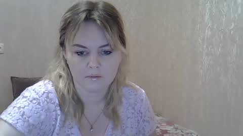 Snapshot of karennelsonx chatting on December 17, 5:47 pm karennelsonx online show from December 17, 5:47 pm