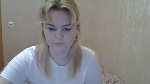 Snapshot of karennelsonx chatting on January 14, 9:51 pm karennelsonx online show from January 14, 9:51 pm