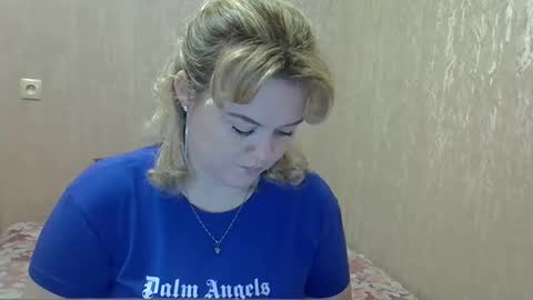 Snapshot of karennelsonx chatting on January 15, 7:12 pm karennelsonx online show from January 15, 7:12 pm